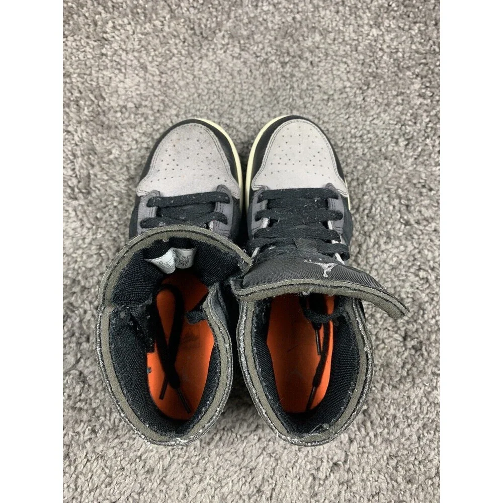 NIKE AIR JORDAN 1 MID (GS) BLACK-GRAPHITE-GREY SZ 6Y-WOMENS SZ 7.5 [DV0438-001]